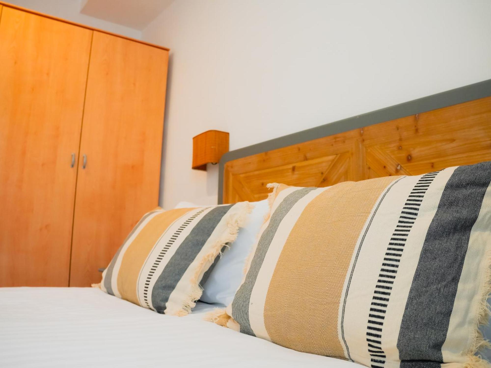 Hotel Villamor 2*